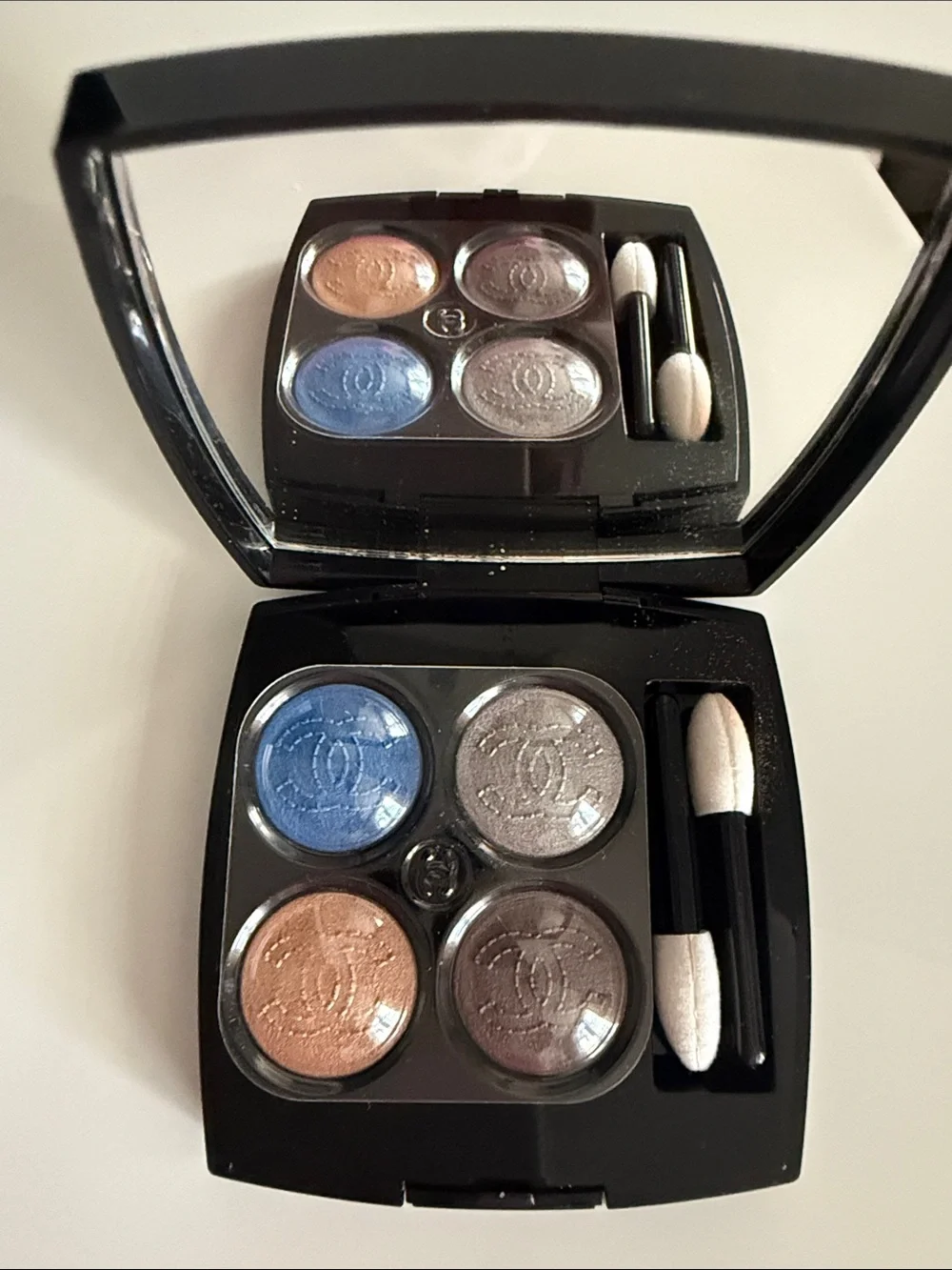 CHANEL Les 4 Ombres Eyeshadow Quad palette 29 COCO JEAN 2026 denim collection - Picture 7 of 9